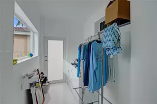 7952 NW 198th St, Hialeah, FL 33015 - Photo 38