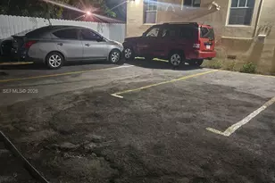 2729 NW 47th St, Miami, FL 33142 - Photo 34