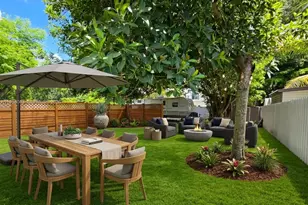 2729 NW 47th St, Miami, FL 33142 - Photo 2