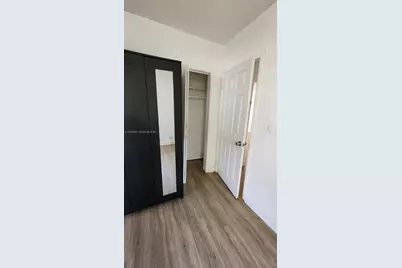 2729 NW 47th St, Miami, FL 33142 - Photo 18