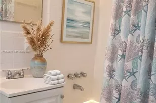 2729 NW 47th St, Miami, FL 33142 - Photo 12