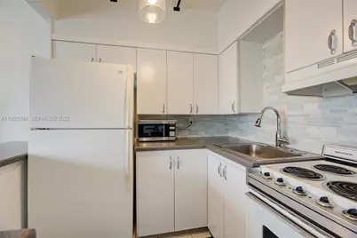 3177 S Ocean Dr #309, Hallandale Beach, FL 33009 - Photo 12