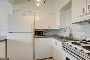 3177 S Ocean Dr, Hallandale Beach, FL 33009 - Photo 12