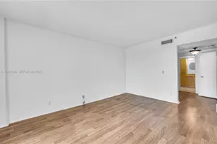 20281 E Country Club Dr, Aventura, FL 33180 - Photo 26