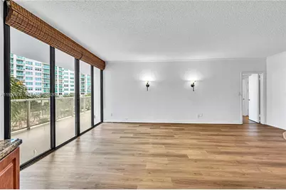 20281 E Country Club Dr #210, Aventura, FL 33180 - Photo 16