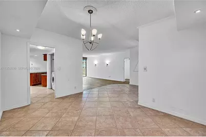 20281 E Country Club Dr #210, Aventura, FL 33180 - Photo 10