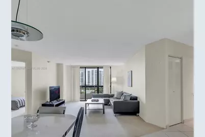 3400 NE 192nd St #910, Aventura, FL 33180 - Photo 8