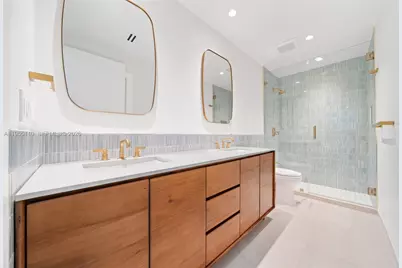 1111 Crandon Blvd #B103, Key Biscayne, FL 33149 - Photo 8