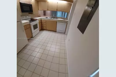 2621 Village Blvd #102, West Palm Beach, FL 33409 - Photo 4