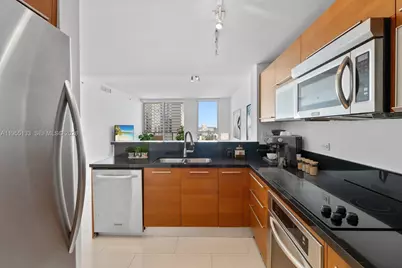 244 Biscayne Blvd #3104, Miami, FL 33132 - Photo 10