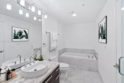 244 Biscayne Blvd #3104, Miami, FL 33132 - Photo 10