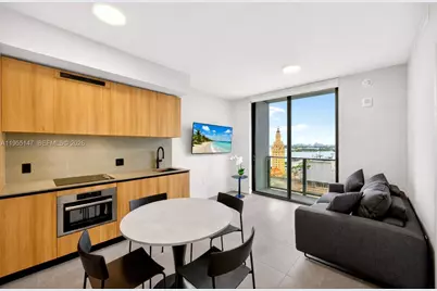 121 NE 5th Street #1913, Miami, FL 33132 - Photo 1