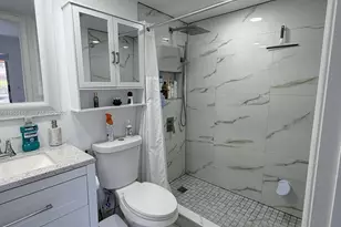 200 SW 132nd Way, Pembroke Pines, FL 33027 - Photo 8