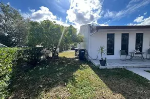 13002 SW 48th St, Miami, FL 33175 - Photo 4