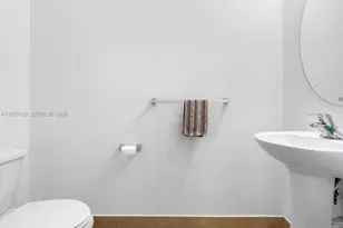 4644 Windmill Ln, Davie, FL 33328 - Photo 4