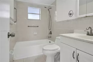 4141 Nautilus Dr, Miami Beach, FL 33140 - Photo 16