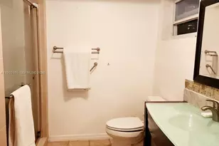 11960 NE 19th Dr, North Miami, FL 33181 - Photo 38