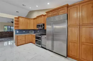 3187 Beechberry Cir, Davie, FL 33328 - Photo 18