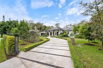 11600 SW 77th Ave, Pinecrest, FL 33156 - Photo 2