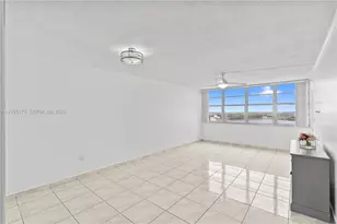 1301 NE Miami Gardens Dr, Miami, FL 33179 - Photo 4