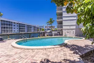 3527 NE 168th St, North Miami Beach, FL 33160 - Photo 6