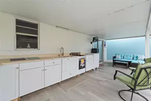 1366 Osprey Ct, Homestead, FL 33035 - Photo 22