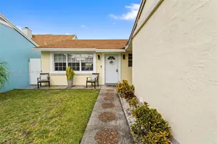 1366 Osprey Ct, Homestead, FL 33035 - Photo 2