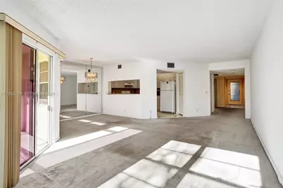 900 SW 128th Ave #103D, Pembroke Pines, FL 33027 - Photo 6