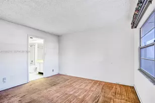 900 SW 128th Ave, Pembroke Pines, FL 33027 - Photo 12