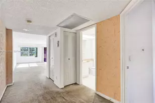 900 SW 128th Ave, Pembroke Pines, FL 33027 - Photo 10