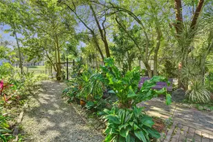 900 SW 128th Ave, Pembroke Pines, FL 33027 - Photo 54