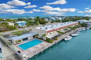 423 Sombrero Beach Rd, Marathon, FL 33050 - Photo 2