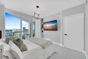 480 NE 30th St, Miami, FL 33137 - Photo 12