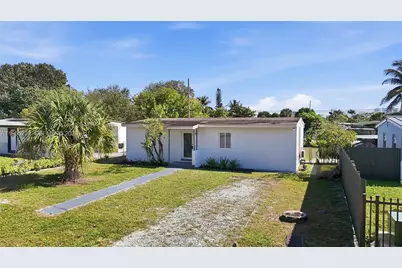 1308 NW 13th Ct, Fort Lauderdale, FL 33311 - Photo 4