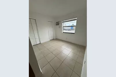 4051 N Dixie Hwy #4, Oakland Park, FL 33334 - Photo 6