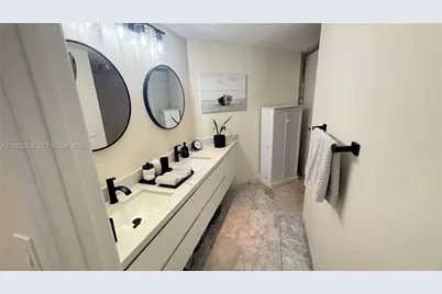 5757 Collins Ave #501, Miami Beach, FL 33140 - Photo 24