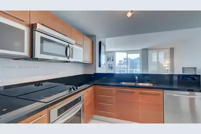 253 NE 2nd St #3509, Miami, FL 33132 - Photo 12