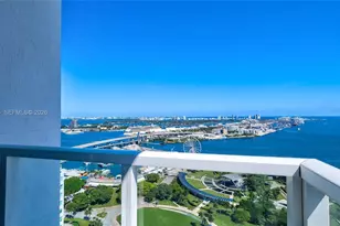 253 NE 2nd St, Miami, FL 33132 - Photo 36