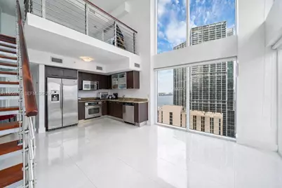 41 SE 5th St #1202, Miami, FL 33131 - Photo 1