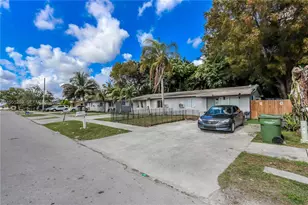 901 NW 11th St, Homestead, FL 33030 - Photo 2