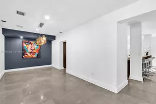 1254 Madison St, Hollywood, FL 33019 - Photo 10