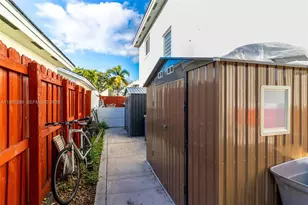 3176 NE 4th St, Homestead, FL 33033 - Photo 32