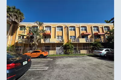 17901 NW 68th Ave #T106, Hialeah, FL 33015 - Photo 32