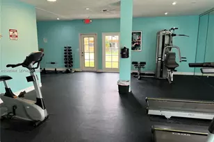 17901 NW 68th Ave, Hialeah, FL 33015 - Photo 30