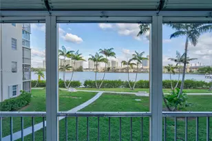 2861 Leonard Dr, Aventura, FL 33160 - Photo 2