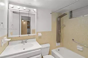 2930 Point E Dr, Aventura, FL 33160 - Photo 16