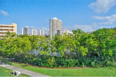 2930 Point East Dr #E312, Aventura, FL 33160 - Photo 2
