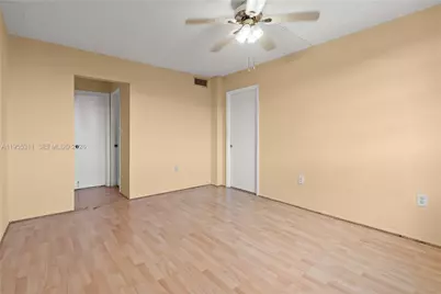 2930 Point East Dr #E312, Aventura, FL 33160 - Photo 12