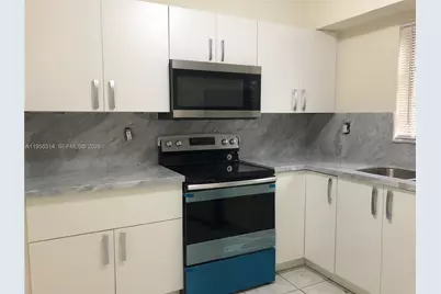 2450 NE 188 Street #2456, Miami, FL 33180 - Photo 2