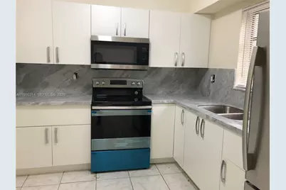 2450 NE 188 Street #2456, Miami, FL 33180 - Photo 4